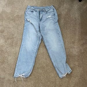 american eagle mom jeans